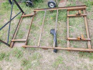 lot 1500 image: Flat and Angle Iron Pieces