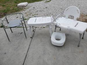 lot 1501 image: Shower chairs and toilet riser etc..