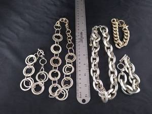 lot 1606 image: Costume jewelry necklaces and bracelets