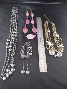 lot 1612 image: Costume jewelry necklaces and bracelets
