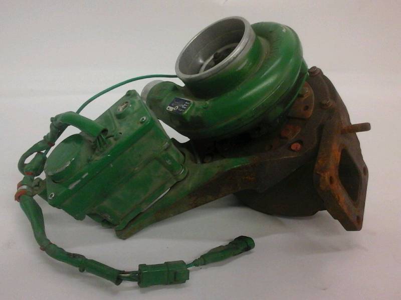 lot 9008 image: John Deere RE535680 Bong Warner.
