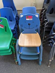 lot 27515 image: (7) Various Kids Chairs