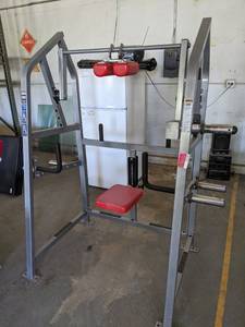 lot 27578 image: Hammer Strength 4 Way Neck Station