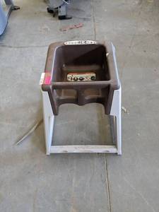 lot 27583 image: Plastic Highchair