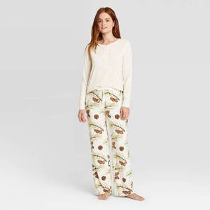 lot 2604 image: Womens Henley Pajama Set - Stars Above Cream XL, Ivory