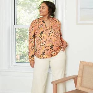 lot 2636 image: Womens Plus Size Floral Print Long Sleeve Essential Popover Blouse - Ava & Viv Ginger 2X
