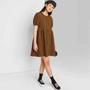 lot 2646 image: Womens Puff Short Sleeve Seersucker Dress - Wild Fable Dark Gold Plaid M
