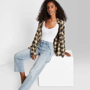 lot 2663 image: Womens Snap Placket Bodysuit - Wild Fable White L