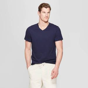 lot 2724 image: Mens Regular Fit Short Sleeve Lyndale V-Neck T-Shirt - Goodfellow & Co Xavier Navy L