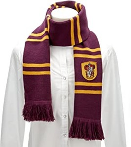 lot 21589 image: Cinereplicas Harry Potter Scarf - Official - Authentic - Ultra Soft Knitted Fabric