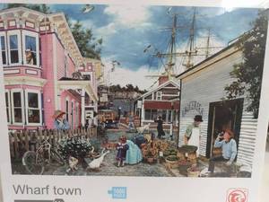 lot 21728 image: Warf town 1000 PC puzzle