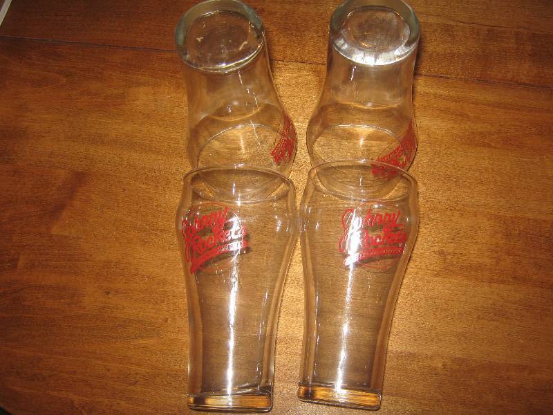 lot 5024 image: 4 ct. lot Johnny Rocket original Hamburger red litho Anchor Hocking soda glasses