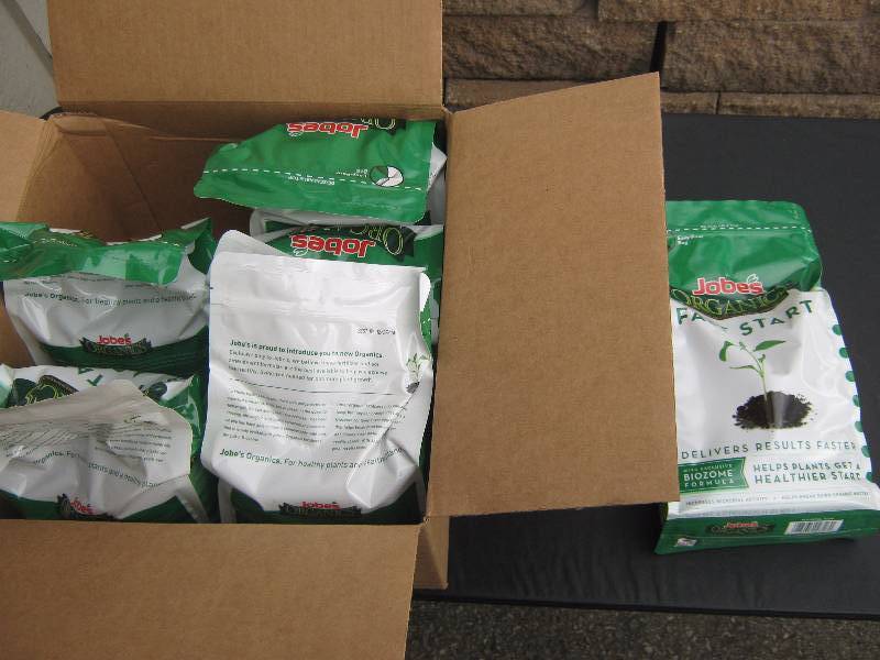 lot 5075 image: 1 case Jobes Organics Fast Start Granular Fertilizer and Soil Amendment (6) 4 lb bags per case