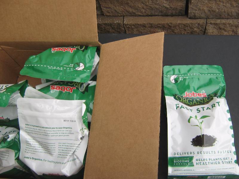 lot 5081 image: 1 case Jobes Organics Fast Start Granular Fertilizer and Soil Amendment (6) 4 lb bags per case