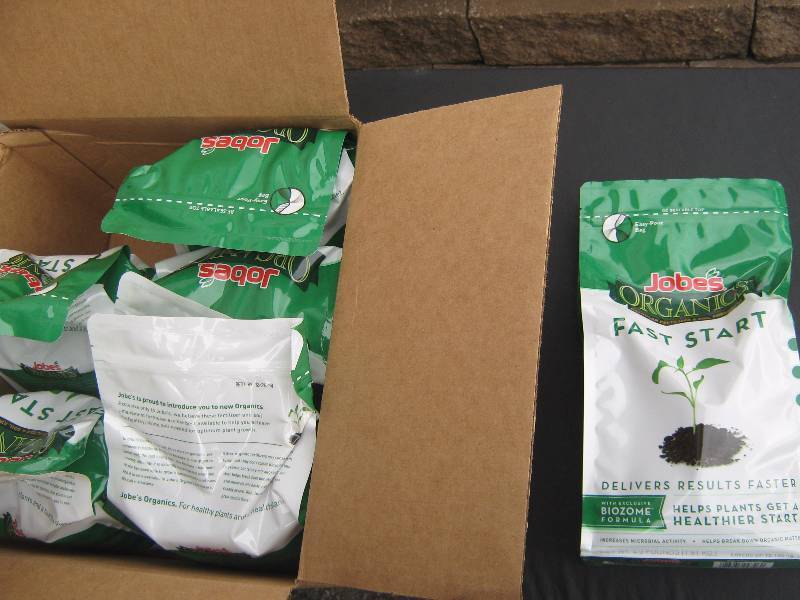 lot 5082 image: 1 case Jobes Organics Fast Start Granular Fertilizer and Soil Amendment (6) 4 lb bags per case