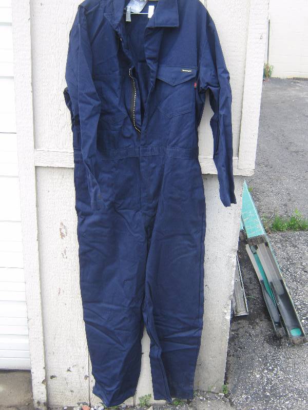 lot 5154 image: 50 regular Workrite Jumpsuit Coveralls