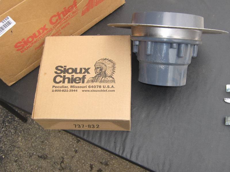 lot 5159 image: Souix Chief Hale Drain Finish Line 822-F3PSR 3 PVC Hub Connection