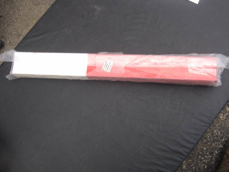lot 5166 image: 100 ct. reflective stickers for truck and trailers DOT C2 approved red and white 18 long x 2 wide