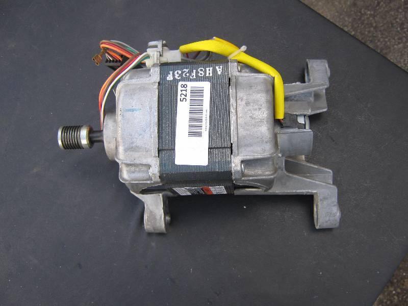 lot 5218 image: Washing Machine Motor PN134362500