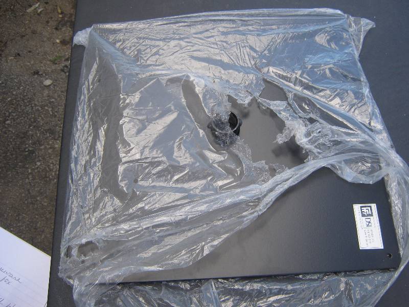 lot 5225 image: FFR DSI Total Retail Solutions metal base for mannequins 1 inner diameter for screw in pole 14 x 14