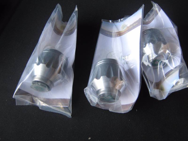 lot 5246 image: 3 ct. lot Solar Goose 3 wall spot light head
