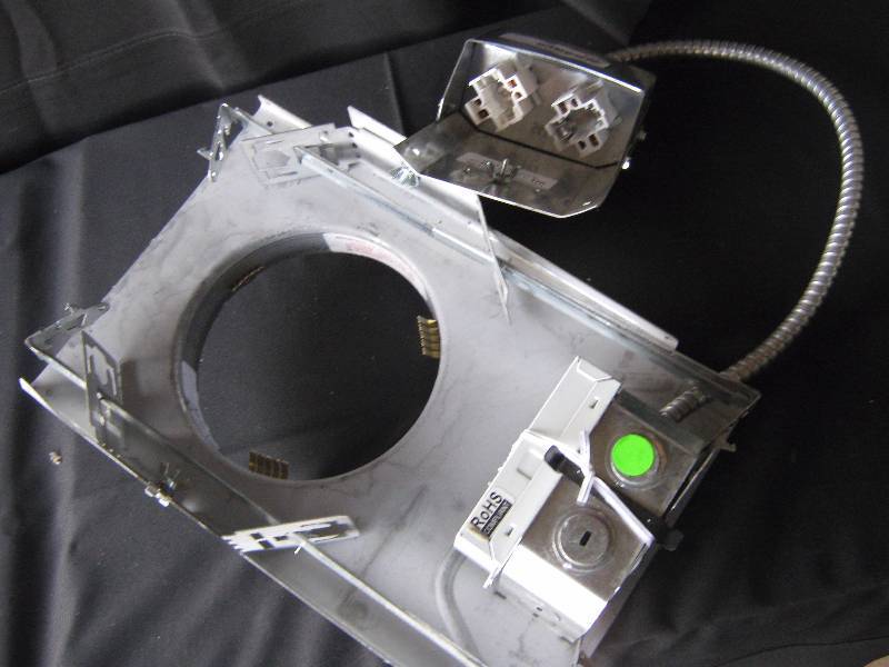 lot 5255 image: Philips Advance Lighting Fixture ICF-2513-M1-BS