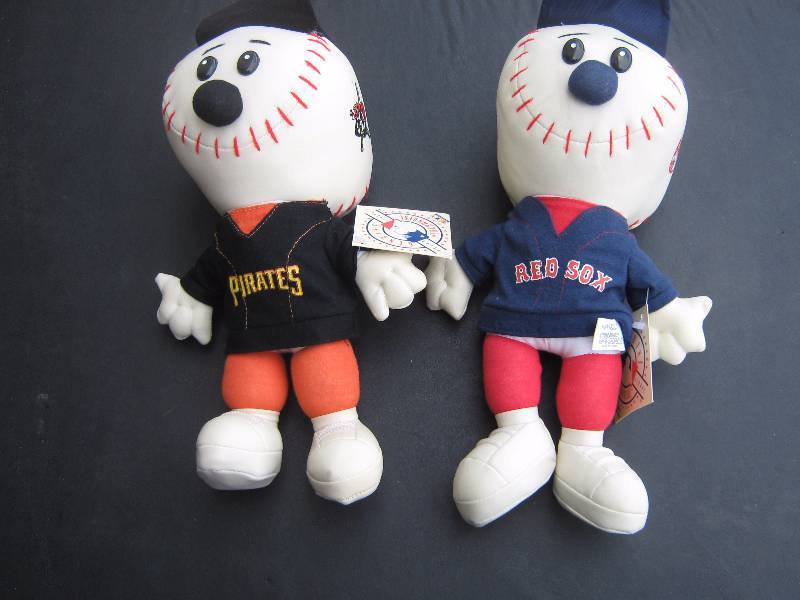 lot 5263 image: 2 ct. lot MLB baseball head dolls Pirates and Red Sox