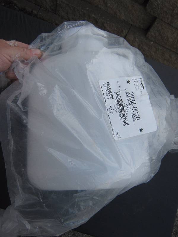 lot 5271 image: Thermo Scientific Carboy with handles 2234-0020 size 10 L