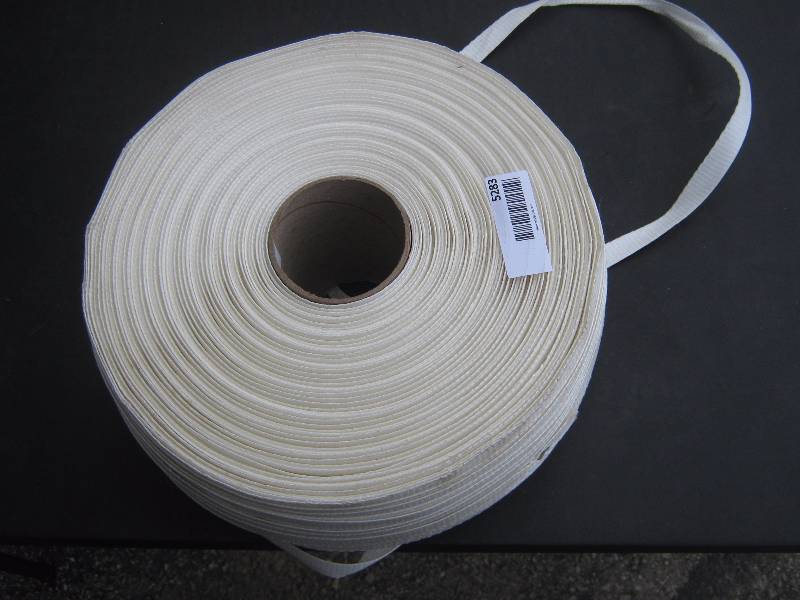 lot 5283 image: U-Line 65WO Strap banding white 1600 ft. 18,000 lb breaking strength