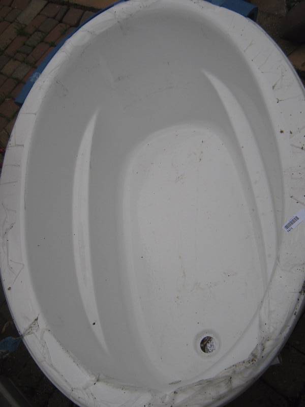 lot 5291 image: Kohler K-1147-0 Drop-In Oval 5 Soaking Tub with reversible drain