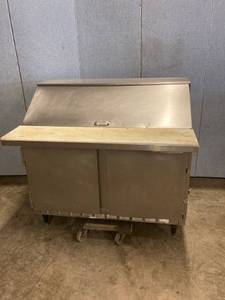 lot 1583 image: Beverage Air 48 mega top sandwich prep table