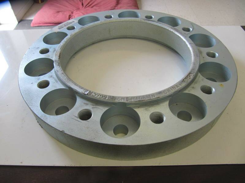 lot 1116 image: NEW Lot of (1)  John Deere Wheel Spacer #379295 fits 7660, 8100, 8200, 8300, 8400, 8500, 8600, 8700