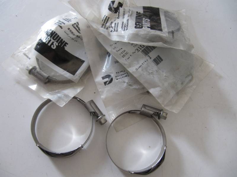 lot 1861 image: Lot of 6 NEW  3 Cummins OEM Hose clamps