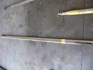 lot 5030 image: 6 PIECES ALL THREAD RODS 58 X 78