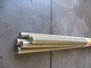 lot 5032 image: 6 PIECES ALL THREAD RODS 58 X 78