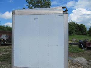 lot 1015 image: 26 Supreme Van Box For Storage or Repair with barn Doors
