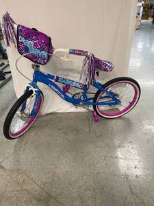 lot 1079 image: Dynacraft 20 Girls Dream Weaver Bike  SEE DESCRIPTION 