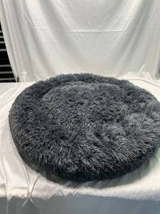 lot 1089 image: Super Soft Dog Bed 30 round dark gray