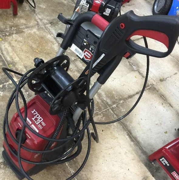 lot 7147 image: Craftsman 1700psi 1.3GPM Electric Pressure Washer with Steam Cleaner