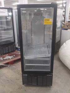 lot 4819 image: Used Habco Model SE12 Glass Door Merchandiser