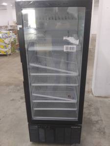 lot 4820 image: Used Habco Model SE12 Glass Door Merchandiser