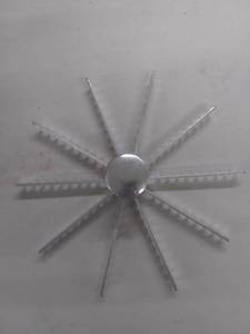 lot 7015 image: Aluminum Pie Cutter