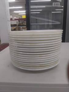 lot 7019 image: 18 9 Wide Rim Plates