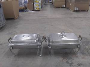 lot 7040 image: 2 Chafing Dishes MISSING Shelfs