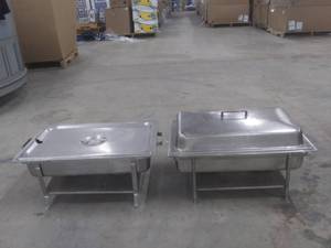 lot 7043 image: 2 Chafing Dishes