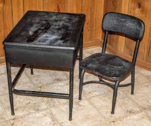 lot 5293 image: Antique Childs Size Desk and Matching Chair, Metal Frame and Wood - Solid