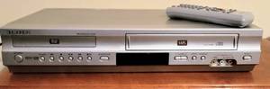 lot 5244 image: Samsung DVD-V4600 DVD  VCR Combo with Remote