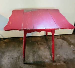 lot 5277 image: Vintage Antique Red Drop Leaf Table