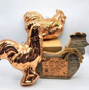 lot 5291 image: Copper Rooster Molds  Wood Chicken Hen Decor