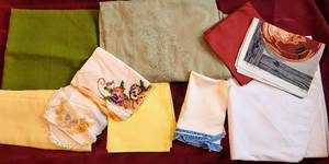 lot 5351 image: Ulster Irish Linen Tea Towel  Variety of Vintage Linens